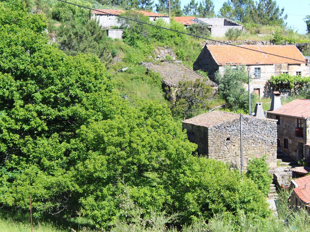 Casas Da Ribeira Casa de hóspedes Seia Exterior foto